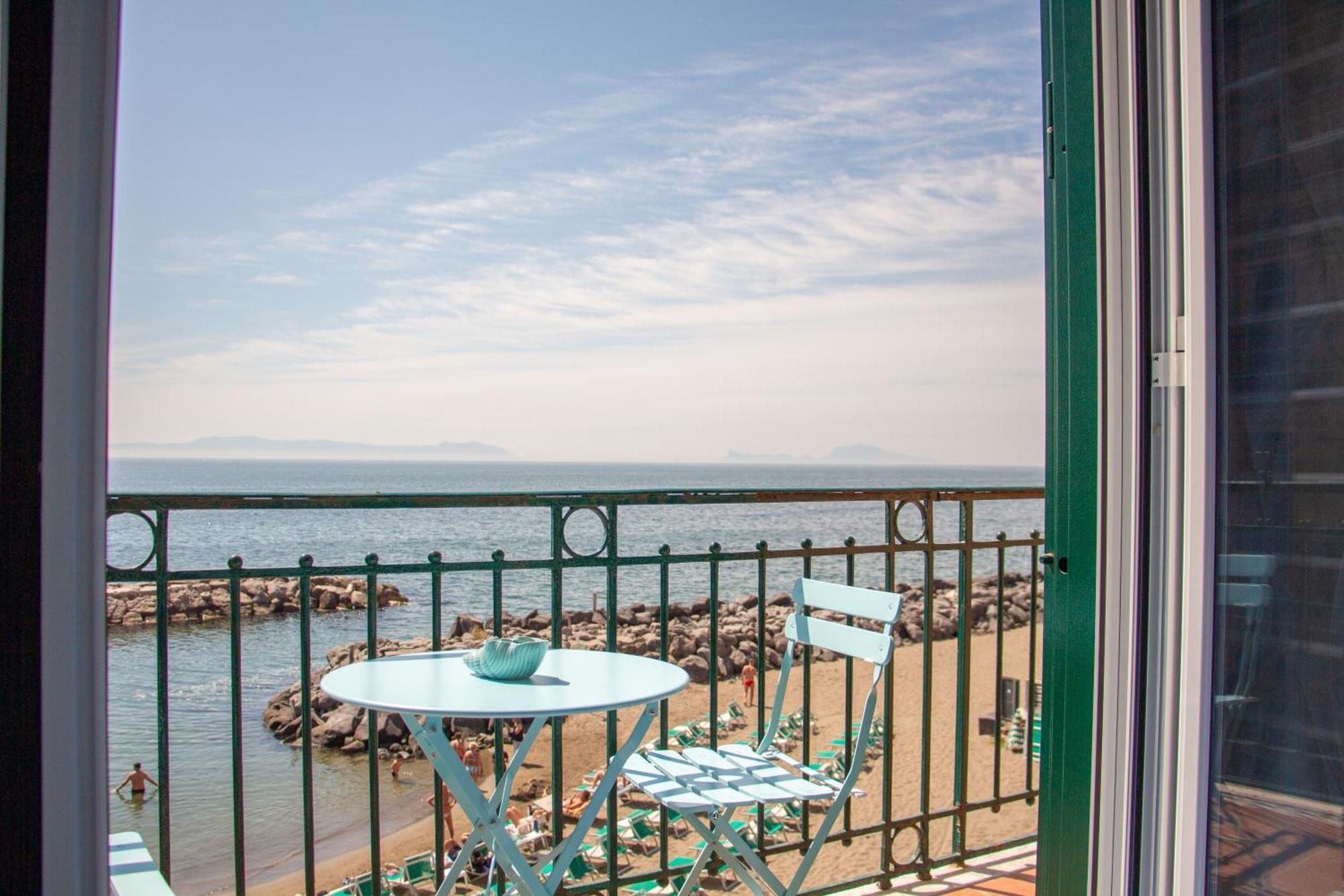 Wanderlust Aria Di Mare Apartment Napoli Exterior foto