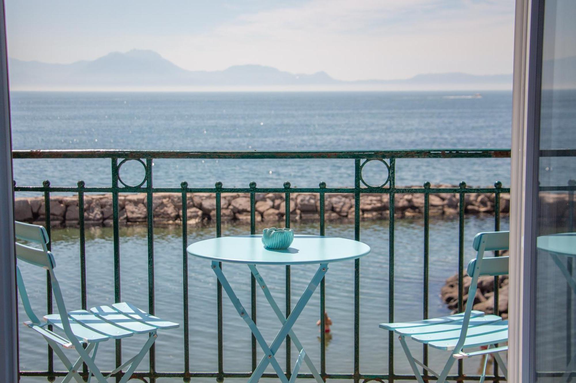 Wanderlust Aria Di Mare Apartment Napoli Exterior foto
